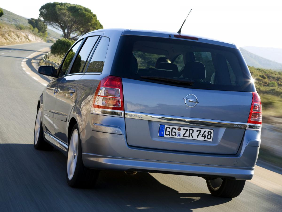 P1607 opel zafira b